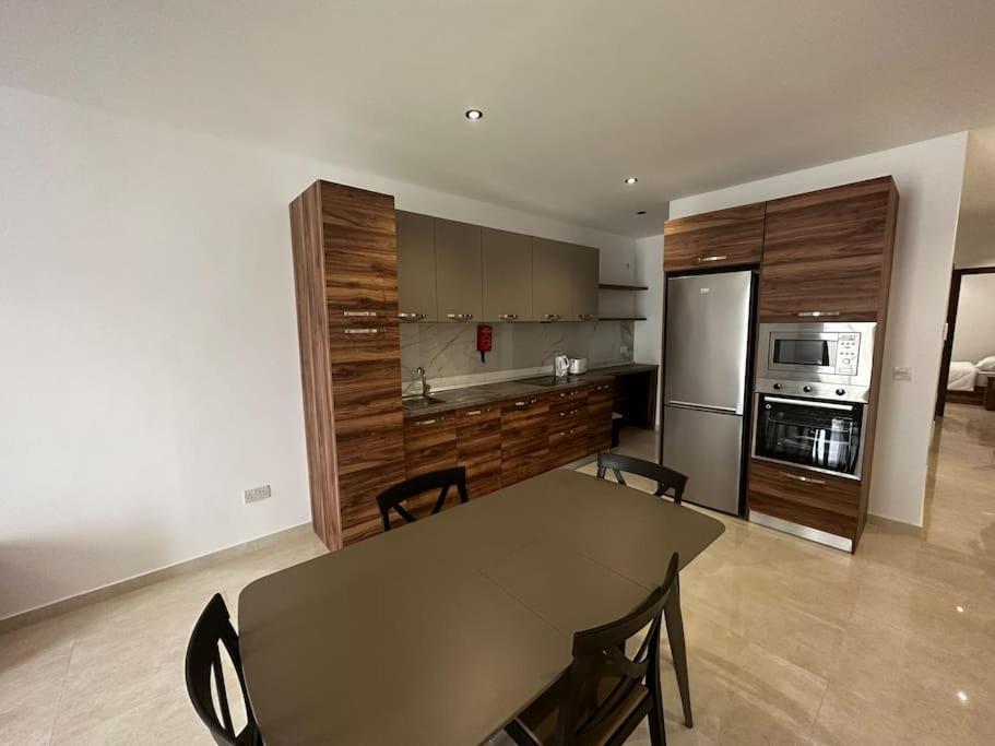 Bright 1 Bedroom Apartment In Noah Apartments, Gzira Екстер'єр фото